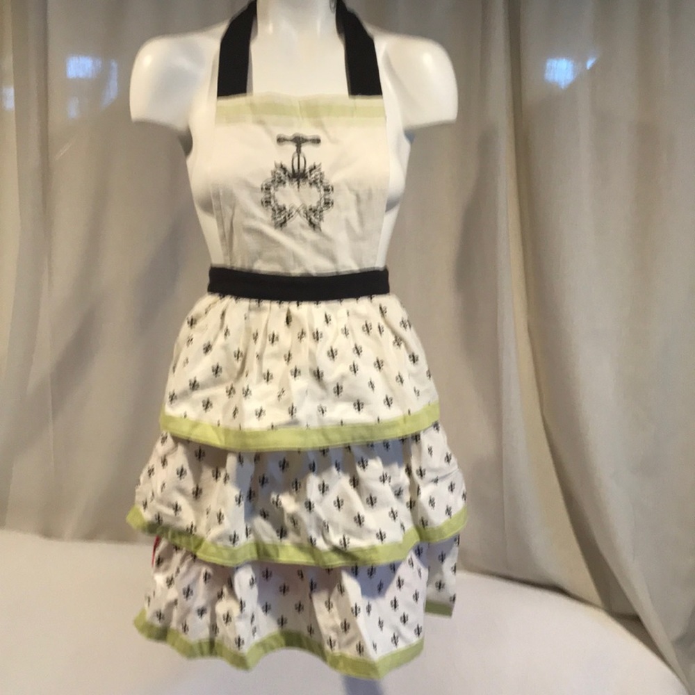 Brand New Apron 100% Cotton